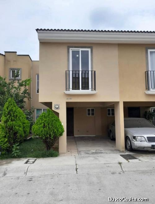 Alquiler de Casa Condominio Alamedas de Santa Rita 