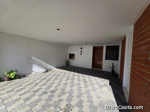 Rento Apartamento en JArdines de Zaragoza Mixco