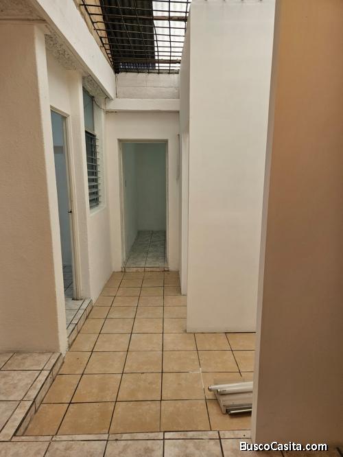 CASA EN RENTA EN ZONA 10 PARA OFICINA O CLÍNICA MÉDICA