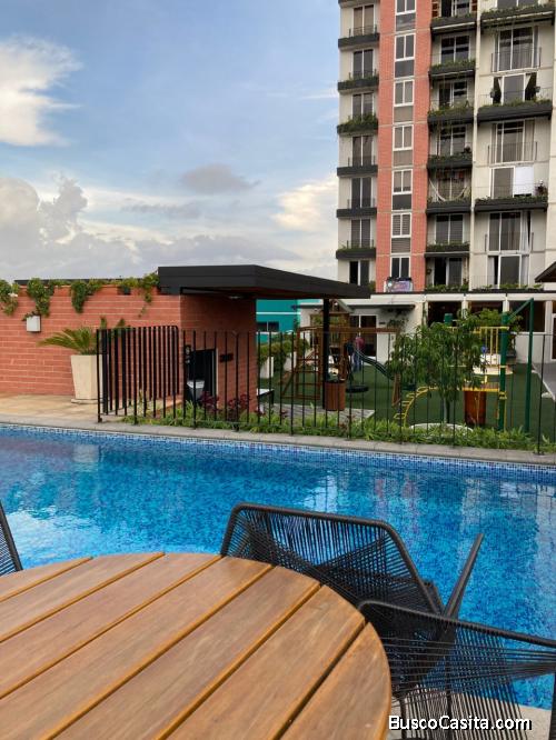 Apartamento en Venta Con Línea Blanca en Zona 2