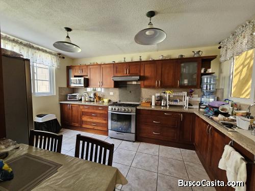 Casa en Venta 3 Niveles en Villas de EntreVerdes CAES