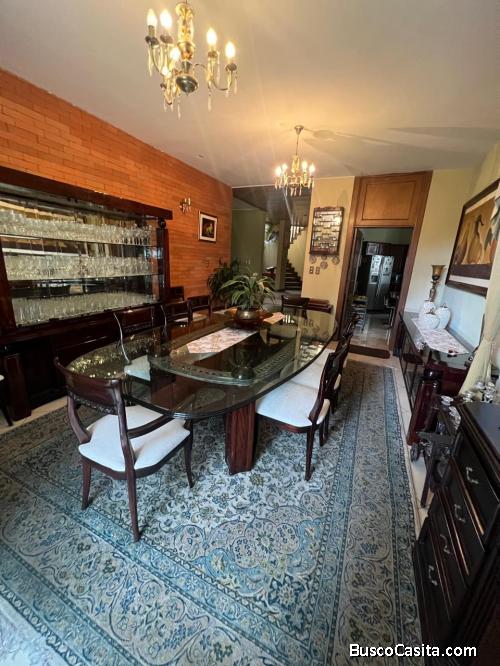 CASA EN VENTA CARRETERA SANTA ELENA BARILLAS