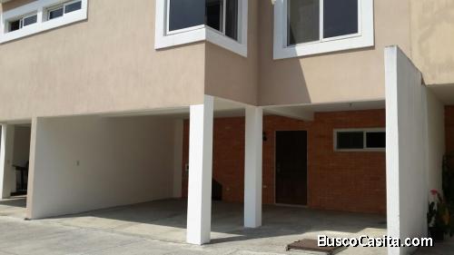 Casa en Condominio en Renta en Ciudad San Cristóbal, Zona 8 de Mixco