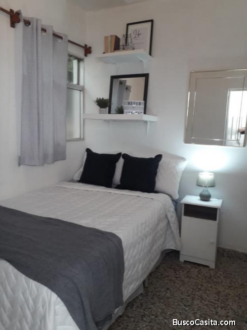 Renta habitación tipo efficiency en La Montaña zona 16