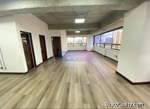 Oficina en Alquiler Zona 10, 2 Ambientes, 96 m2, US$1,187