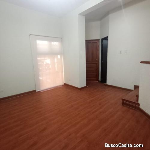 Casa en renta en San Cristóbal, Condominio Colina Real
