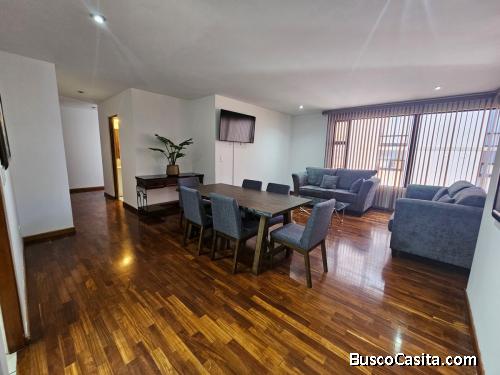 Apartamento en Alquiler  2 Dormitorios Zona 10