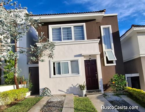 CASA EN VENTA, CARRETERA A EL SALVADOR, ALAMEDAS DE SANTO DOMINGO
