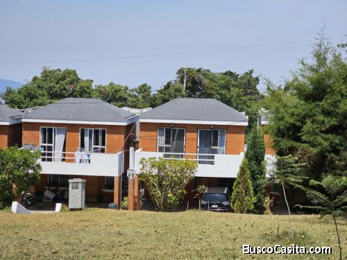 CASA EN RENTA, UBICADA EN EL ENCINAL 