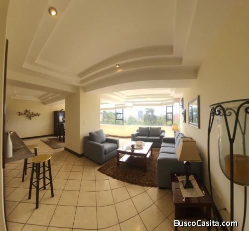 Apartamento en Venta en Zona 10