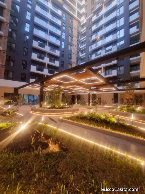 RENTO APARTAMENTO NUEVO EN PARQUE 14