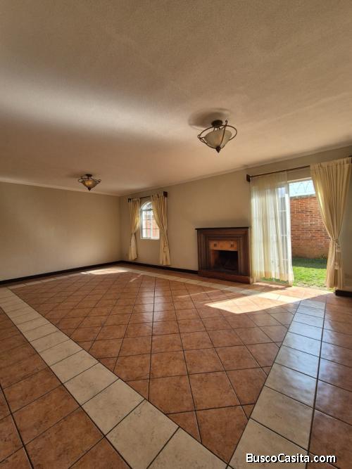 Casa en Venta en Condominio de San José Pinula