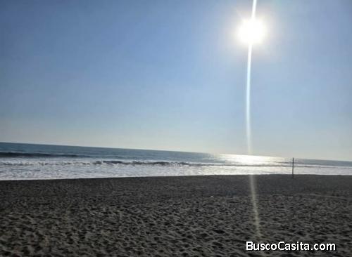 VENTA CASA AMUEBLADA ENFRENTE DEL MAR.+++NEGOCIABLE++++