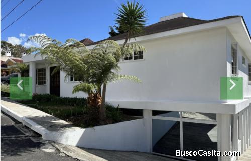 Venta de Amplia Casa en Los Diamantes de CAES