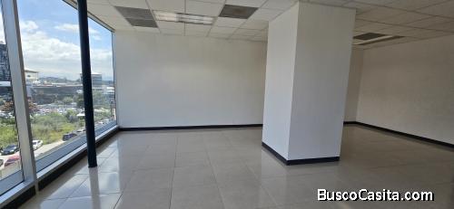 Oportunidad de renta una oficina en Zona Pradera, Zona 10