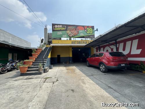 Terreno con Locales Comerciales Carr. al Atlántico Z.17