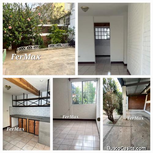 Se vende casa en Lomas del Norte,  zona 17. De 1 nivel, remodelada 