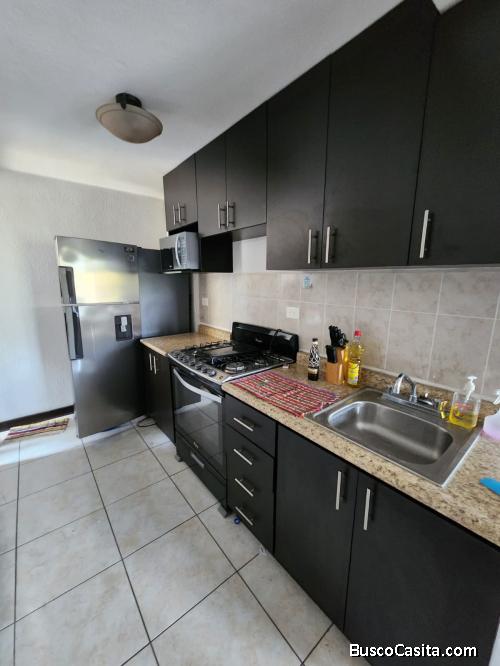 Venta de apartamento amoblado en zona 11 de Mixco El Naranjo