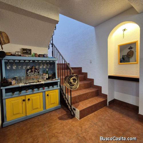 Casa en Venta o Renta en Santa Lucía Milpas Altas
