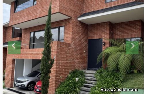 Residencia en Condominio de Muxbal en Renta o Venta