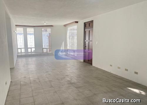 Casa Oficina en Alquiler Zona 12, 4 Ambientes, 3 Parqueos, 240 m2, Q11,000
