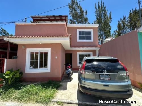 CASA EN VENTA EN FRAIJANES, KM 26 DENTRO DE CONDOMINIO