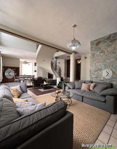 Residencia en Venta en Oakland Zona 10