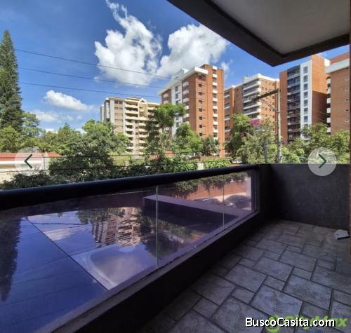 Apartamento amplio en alquiler en zona 10
