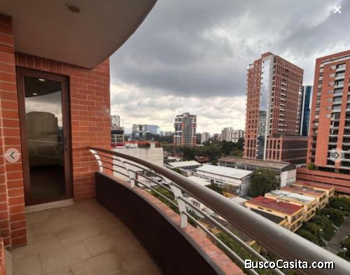 Apartamento en Alquiler en zona 10