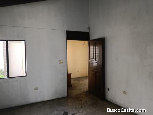 VENDO CASA PARA REMODELAR FUERA DE GARITA COL. MOLINOS DE LAS FLORES, ZONA 2 MIXCO REF.6814