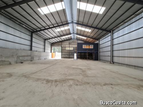 Ofi-Bodega en Renta zona 6