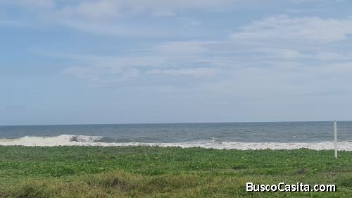 Vendo Terreno de 3.3 Manzanas en Monterrico frente al mar