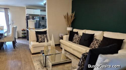Vendo casa en Pinares de San Cristóbal Mixco
