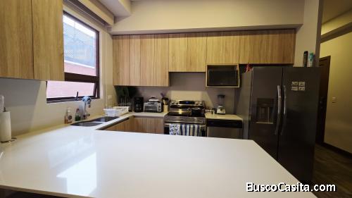 APARTAMENTO AMUEBLADO EN VENTA EN 1ER NIVEL ZONA 10 GT