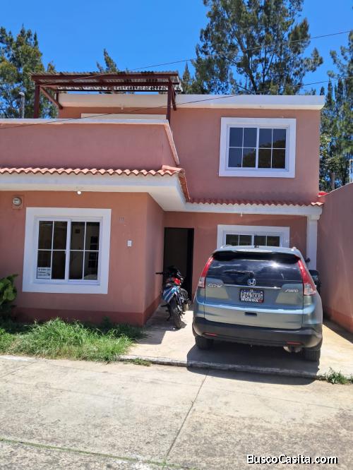 CASA EN VENTA EN FRAIJANES, KM 26 DENTRO DE CONDOMINIO
