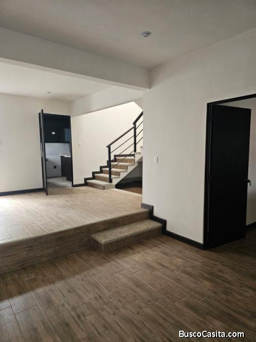 RENTA DE CASA CON LINEA BLANCA - BOSQUES DE CAPELO 