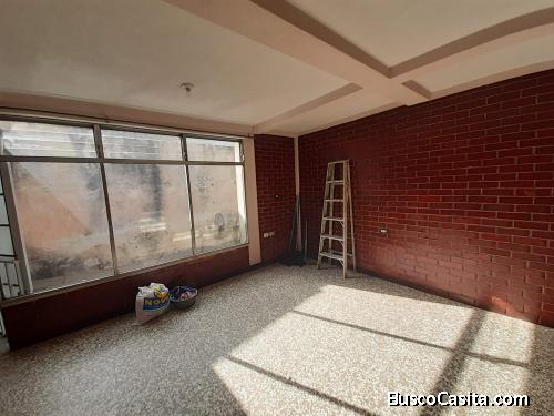 Vendo Edifico con 4 Apartamentos Calzada San Juan