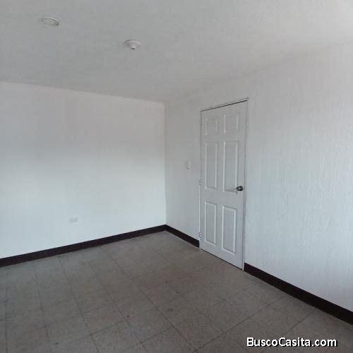 CASA EN VENTA EN PANORAMA SAN CRISTOBAL ZONA 8 MIXCO