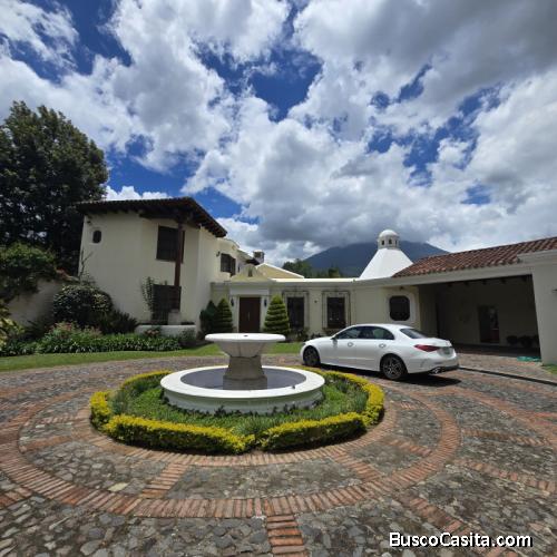 Exclusiva Casa en Venta cercana La Antigua Guatemala