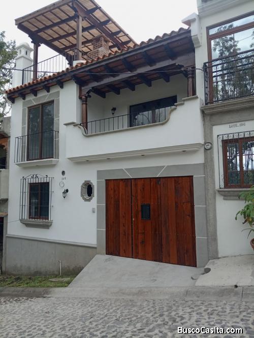 VENTAS DE CASA ESTILO COLONIAL, EN ANTIGUA GARDENS 