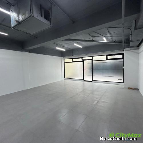 Local Comercial en Venta en edificio corporativo z. 10
