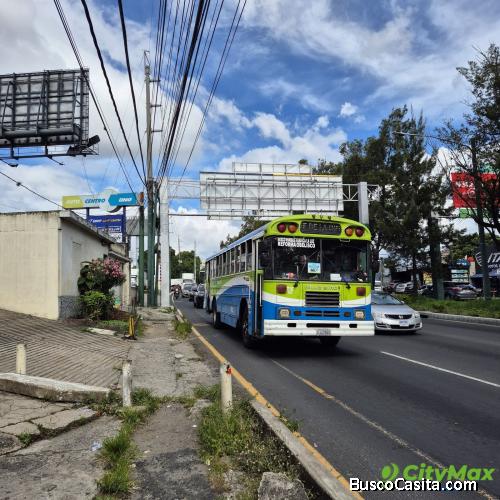 Propiedad comercial en la Roosevelt y Doroteo Guamuch