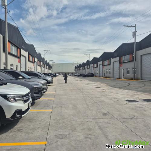 Ofibodega en Venta en Complejo de Amatitlán