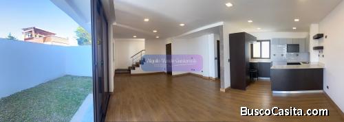 Casa en Venta Zona 15, Vista Hermosa I, 3 Habitaciones, 4 Parqueos, 410 m2, US$577,000