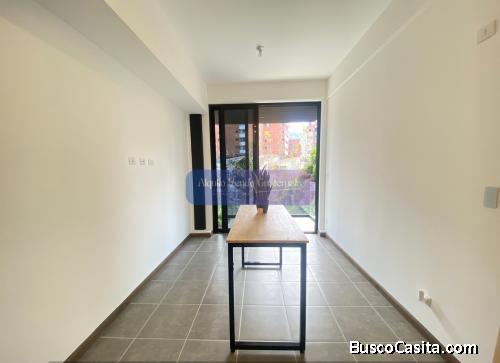 Apartamento en Alquiler Zona 15, VHI, 2 Habitaciones, 2 Parqueos, 58 m2, US$950