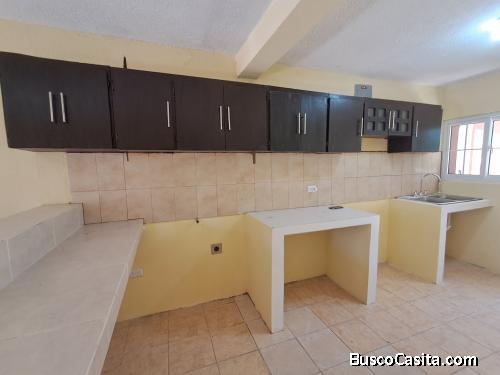 CASA EN VENTA EN KM 26 DE FRAIJANES, ZONA 1 POR EL MERCADO 