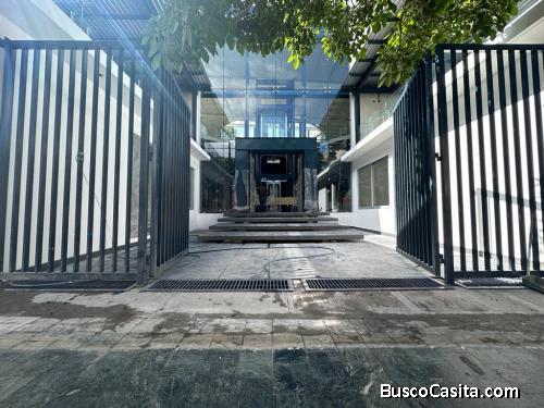 EDIFICIO EN RENTA EN ZONA 10