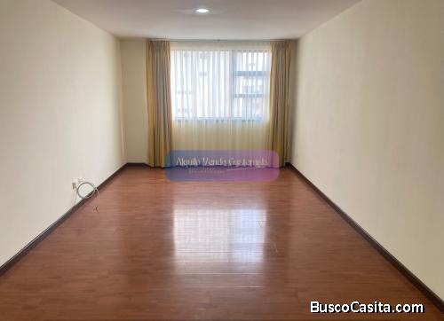 Apartamento en Alquiler Zona 14, 3 Habitaciones, 100 m2, Q8,000