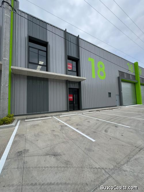 Ofibodega Industrial en Renta en Amatitlán