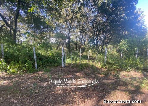 Terreno en Venta Mixco Zona 7, El Encinal, 1 Manzana, US$380,000